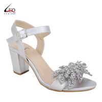 Women's Classic Middle Heel Sandals High Heel Chunky Sandals With Diamonds Combination Chain Flower Ladies Fashion High Heel Sandals For 6.6cm